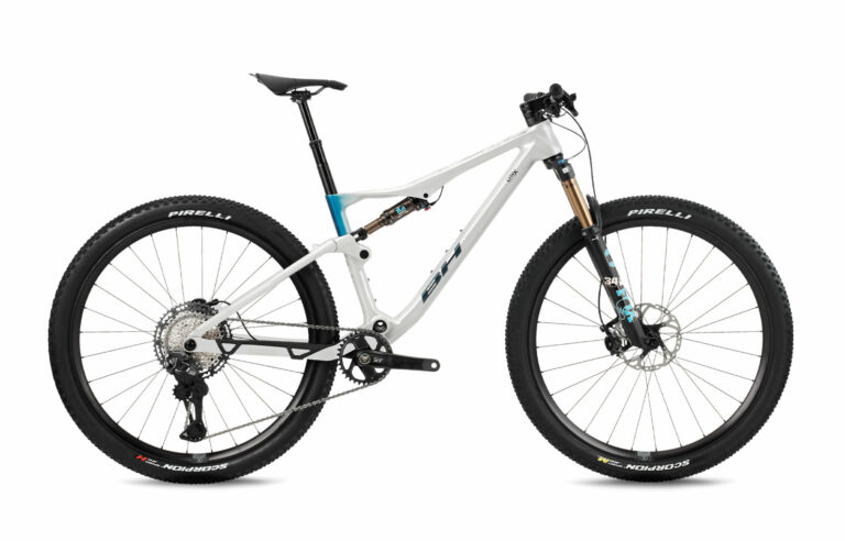 Lynx race 9.2 MD  XT 2026 WGG